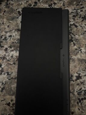 Logitech Foldable Keyboard - Black